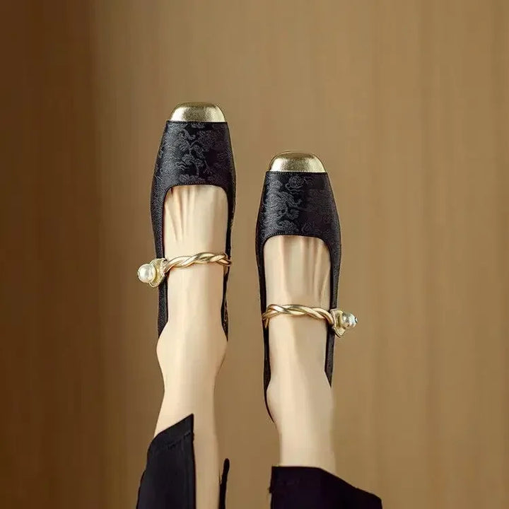 Véralie | Décolleté Eleganti con Dettagli Raffinati